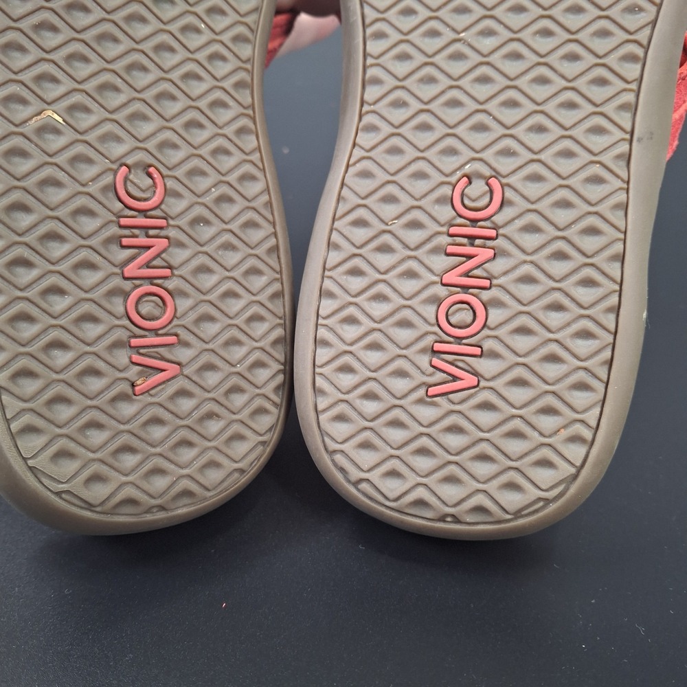 Vionic Women's Red Thong Sandals, Size 9M Pre Owned - Picture 10 of 12